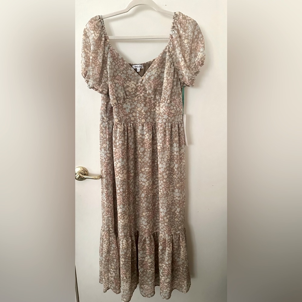 ❎SOLD❎NWT Floral Midi Dress